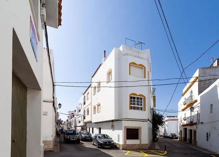 Goya 1º Solo Familias Apartman