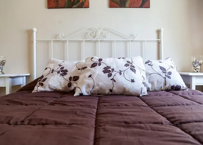 Goya 1º Solo Familias Apartmán