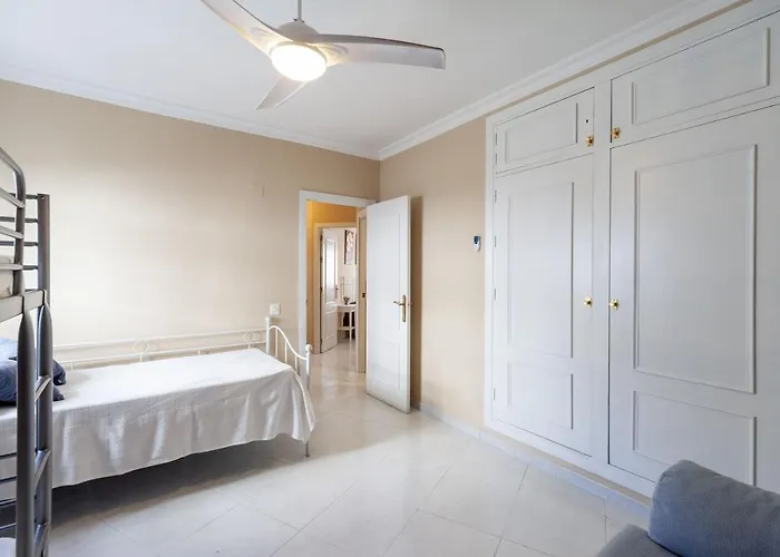 Goya 1º Solo Familias * Conil De La Frontera